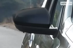 Внешние зеркала в черном цвете